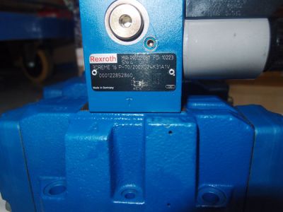 REXROTH液壓閥力士樂比例閥電磁閥 3WE10A33/CG24N9K4